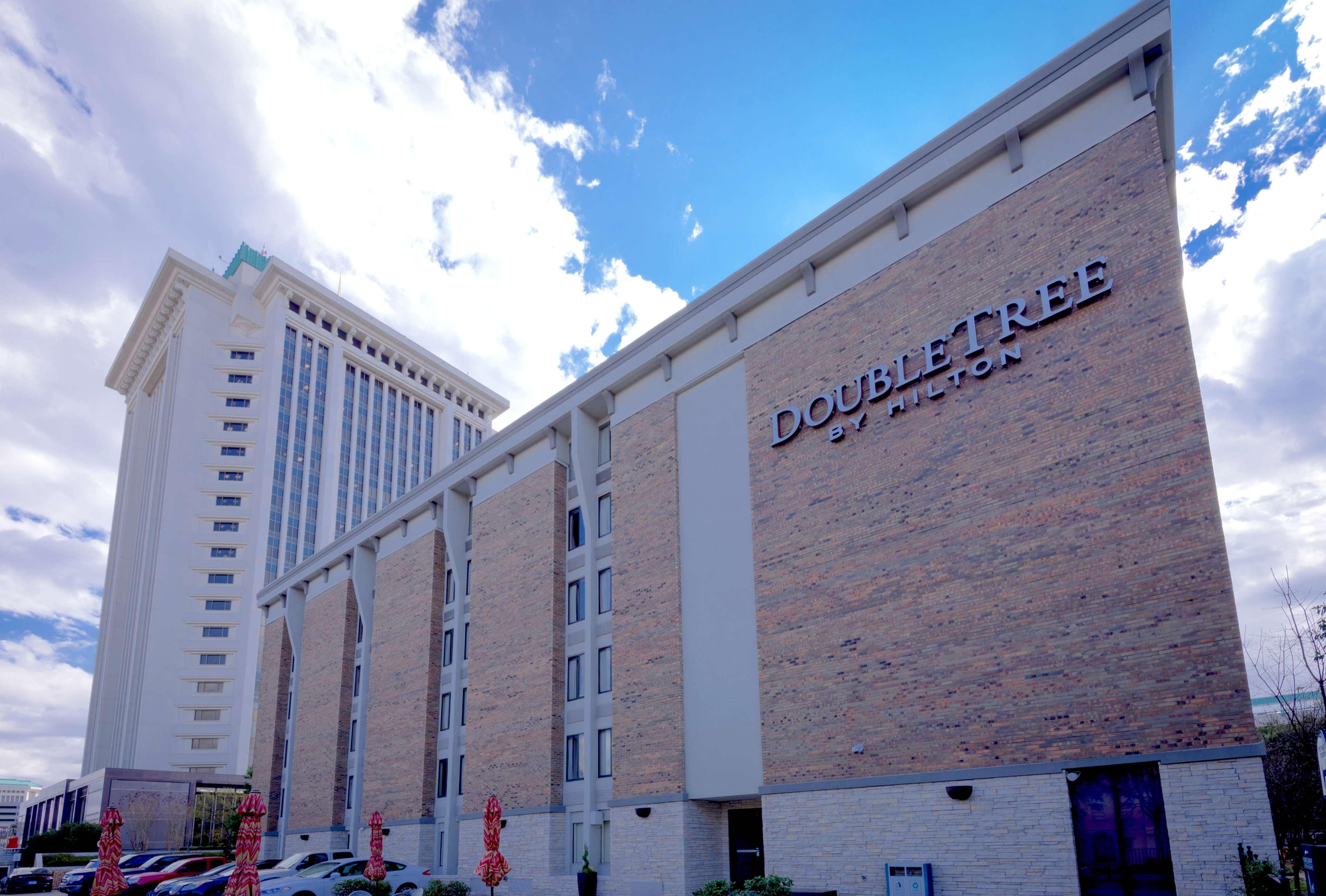 Doubletree By Hilton Montgomery Downtown Екстер'єр фото