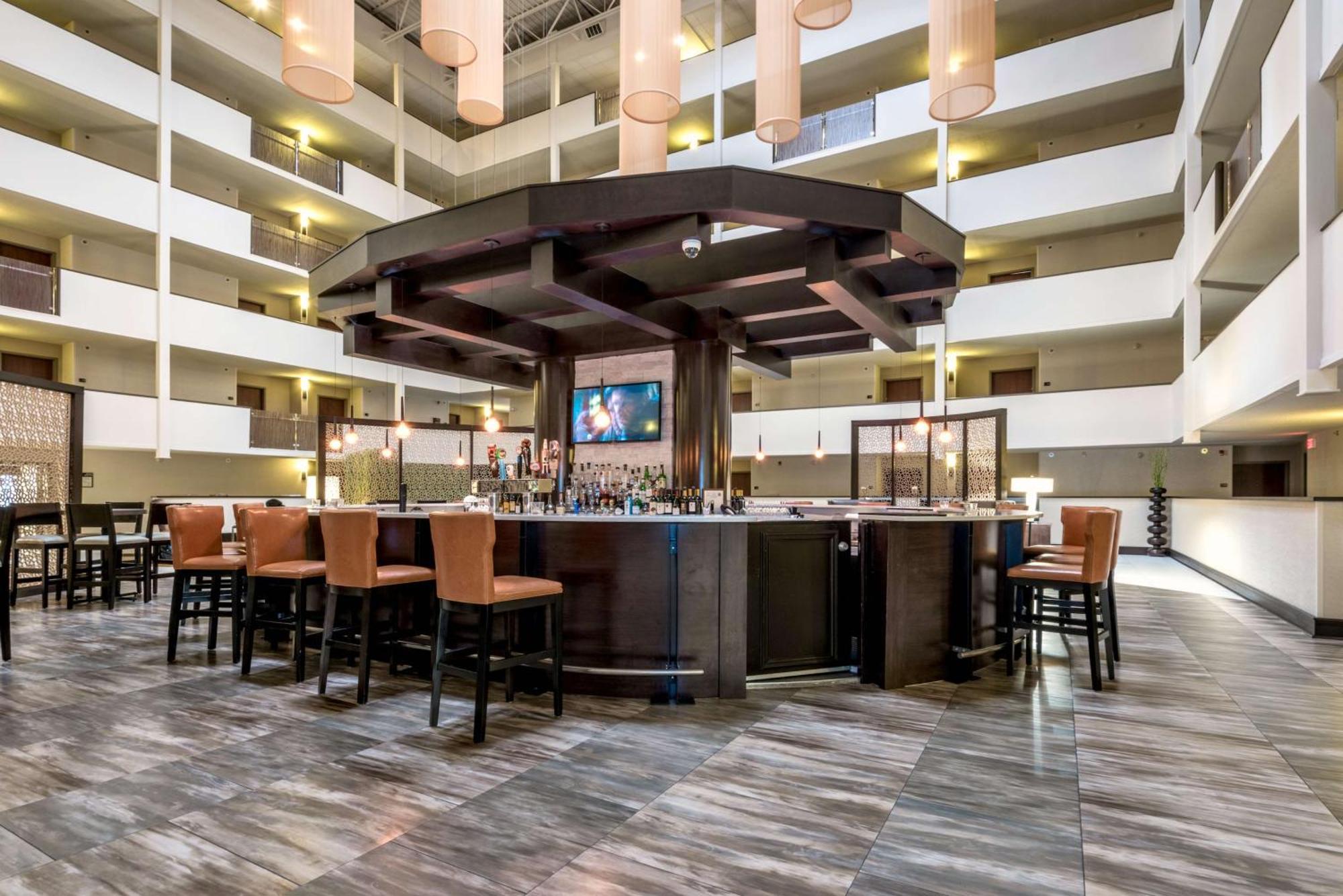 Doubletree By Hilton Montgomery Downtown Екстер'єр фото