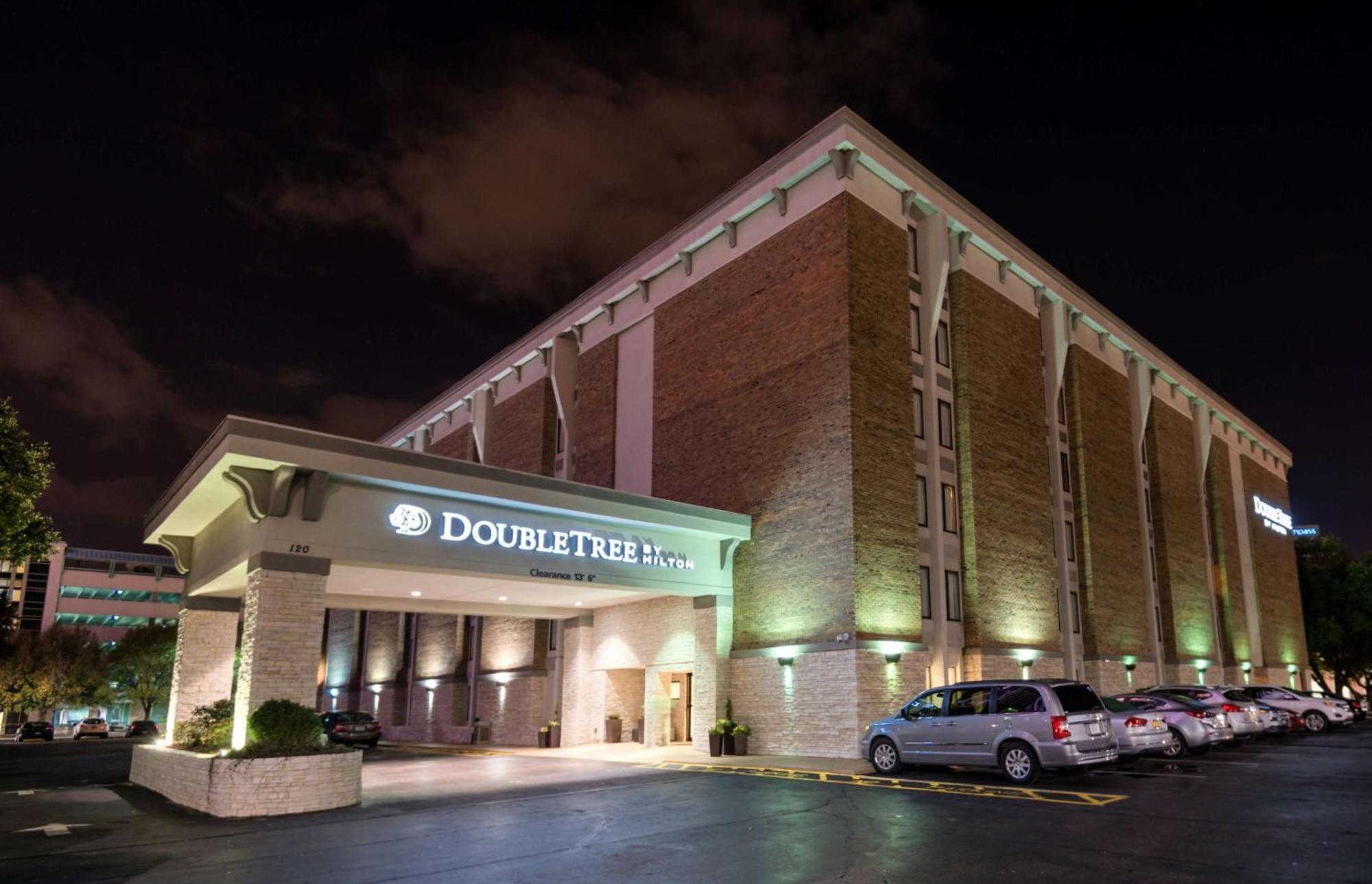 Doubletree By Hilton Montgomery Downtown Екстер'єр фото