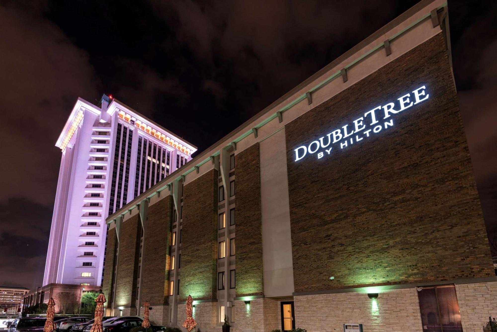 Doubletree By Hilton Montgomery Downtown Екстер'єр фото