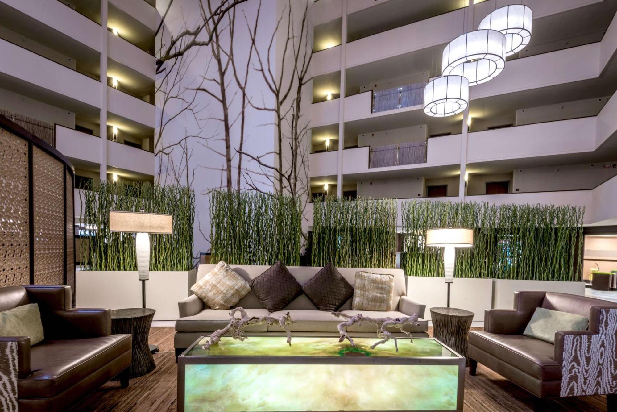Doubletree By Hilton Montgomery Downtown Екстер'єр фото